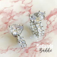Load image into Gallery viewer, Sweetheart Ring - Bedazzle Baddie
